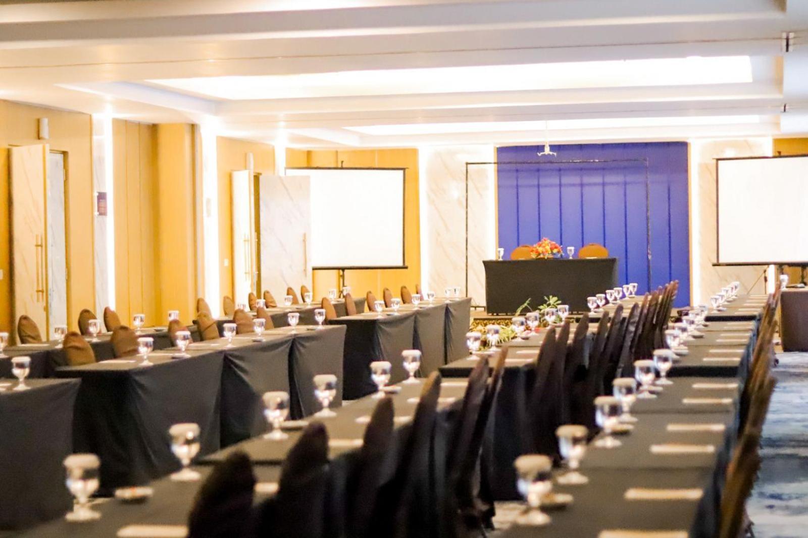 Hotel Luxury Malioboro Yogyakarta